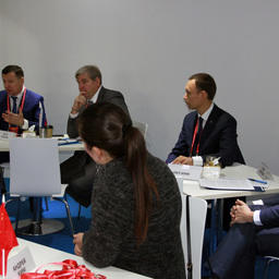 В неформальной обстановке представители бизнеса и госструктур обсудили вопросы продвижения новых видов российской рыбопродукции на рынок Китая