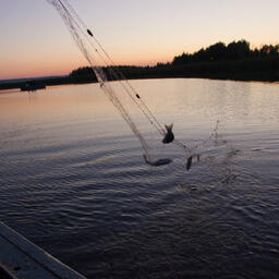Более 850 охотников и рыбаков из числа коренных малочисленных народов получили соцвыплату для подготовки к промысловому сезону
