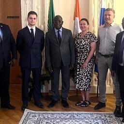 В августе устроители форума и выставки провели переговоры с послом Республики Кот-д’Ивуар господином Коффи Леоном КОНАНОМ. Фото пресс-службы ESG