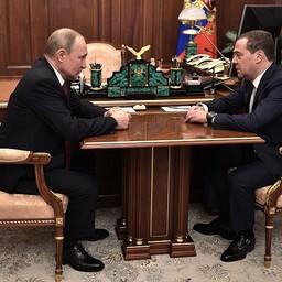Президент Владимир ПУТИН встретился с премьер-министром Дмитрием МЕДВЕДЕВЫМ. Фото с сайта главы государства