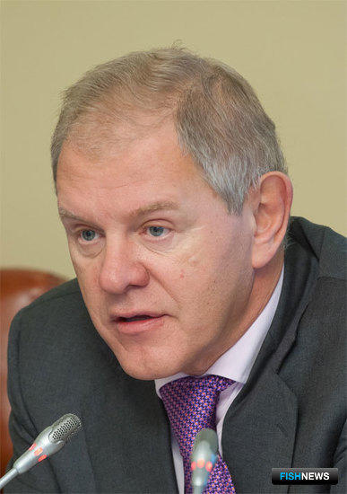 Руководитель Федерального агентства по рыболовству  Андрей КРАЙНИЙ