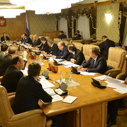 Заседание правкомиссии провел 12 декабря вице-премьер Алексей Гордеев. Фото пресс-службы Росрыболовства