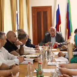 Дальнейшие шаги по восстановлению нерестилищ обсудили на совещании. Фото пресс-службы правительства Дагестана
