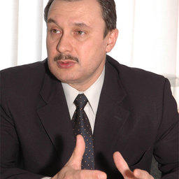 Сергей ИВАНОВ