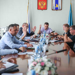 О ходе очистки рассказали на заседании постоянного комитета по экологии и природопользованию Сахалинской областной думы. Фото пресс-службы регионального парламента