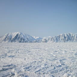 Таяние ледников приводит к поднятию уровня Мирового океана